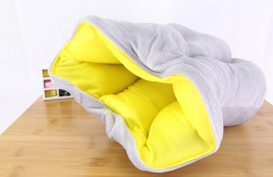 Almohada de viaje creativa portátil.