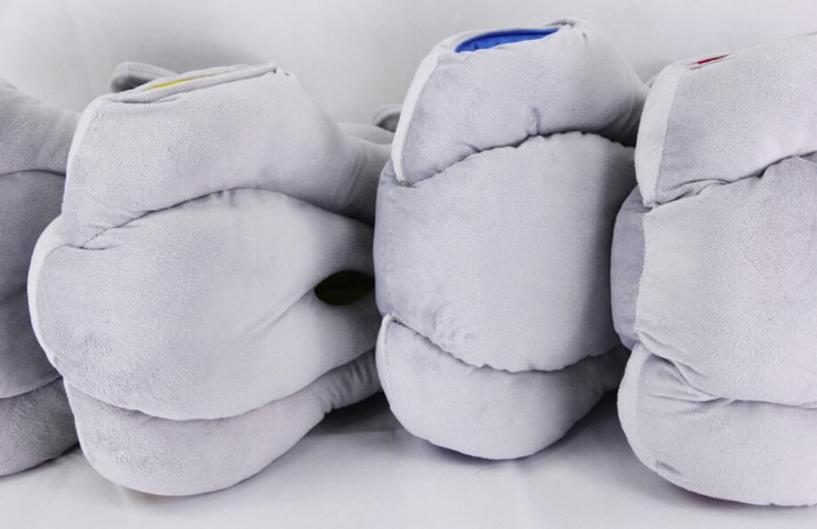 Almohada de viaje creativa portátil.